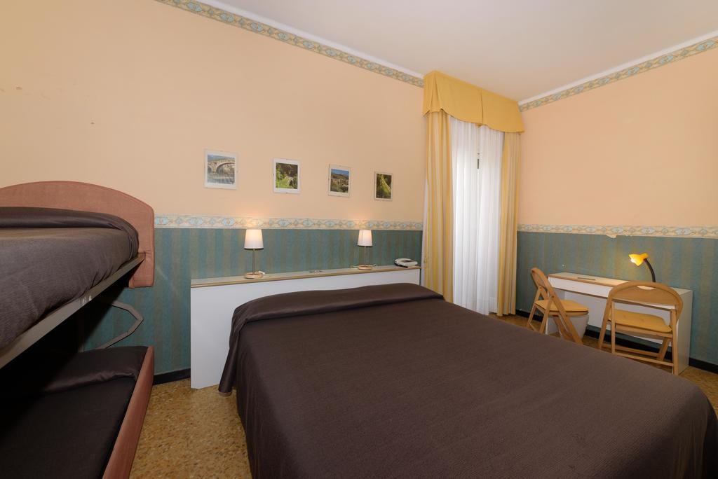 Hotel Morchio Mhotelsgroup Диано-Марина Экстерьер фото